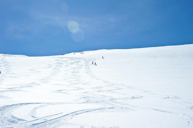 17 Schoene Spuren im Schnee